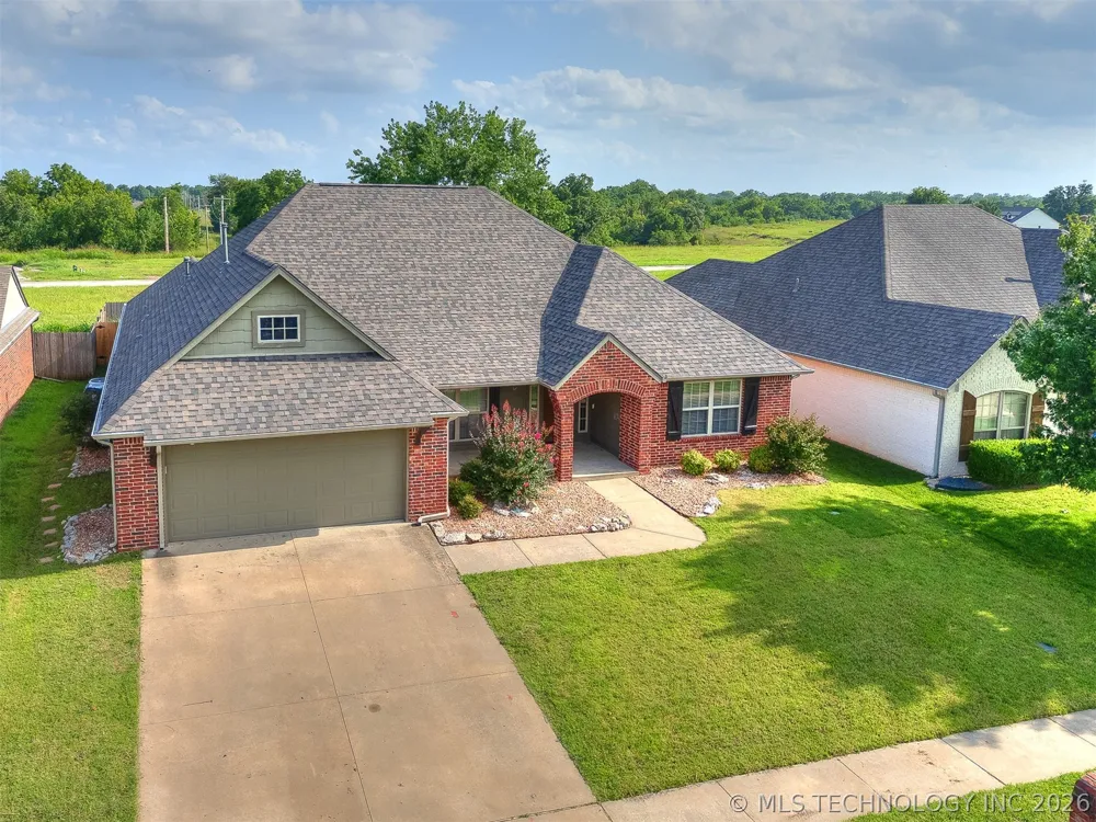 12318 E 69th Street Owasso, OK 74055