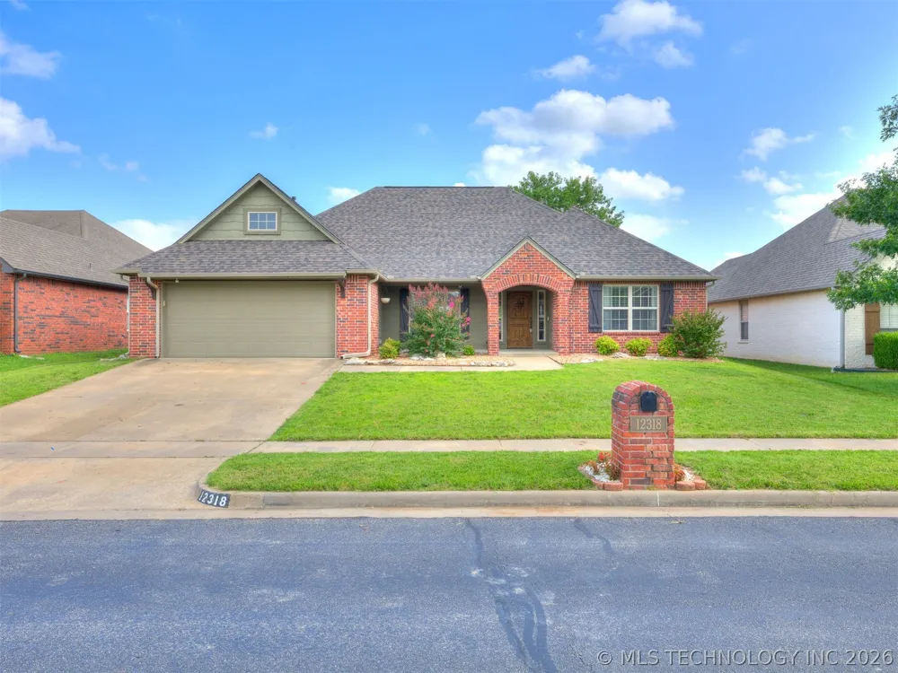 12318 E 69th Street Owasso, OK 74055