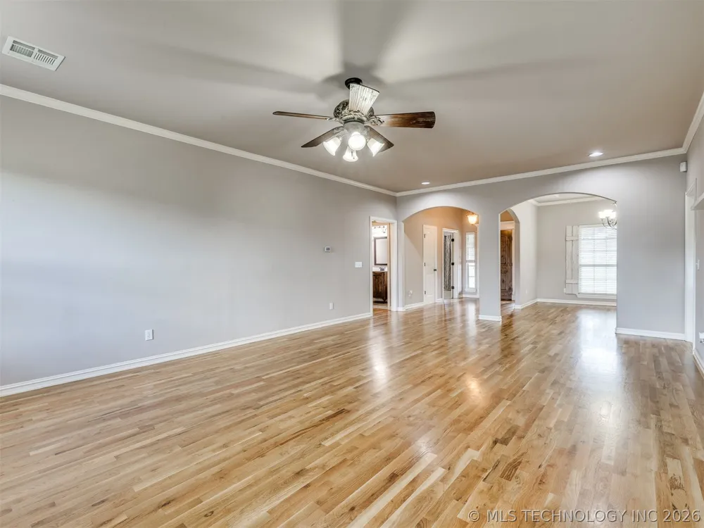 12318 E 69th Street Owasso, OK 74055
