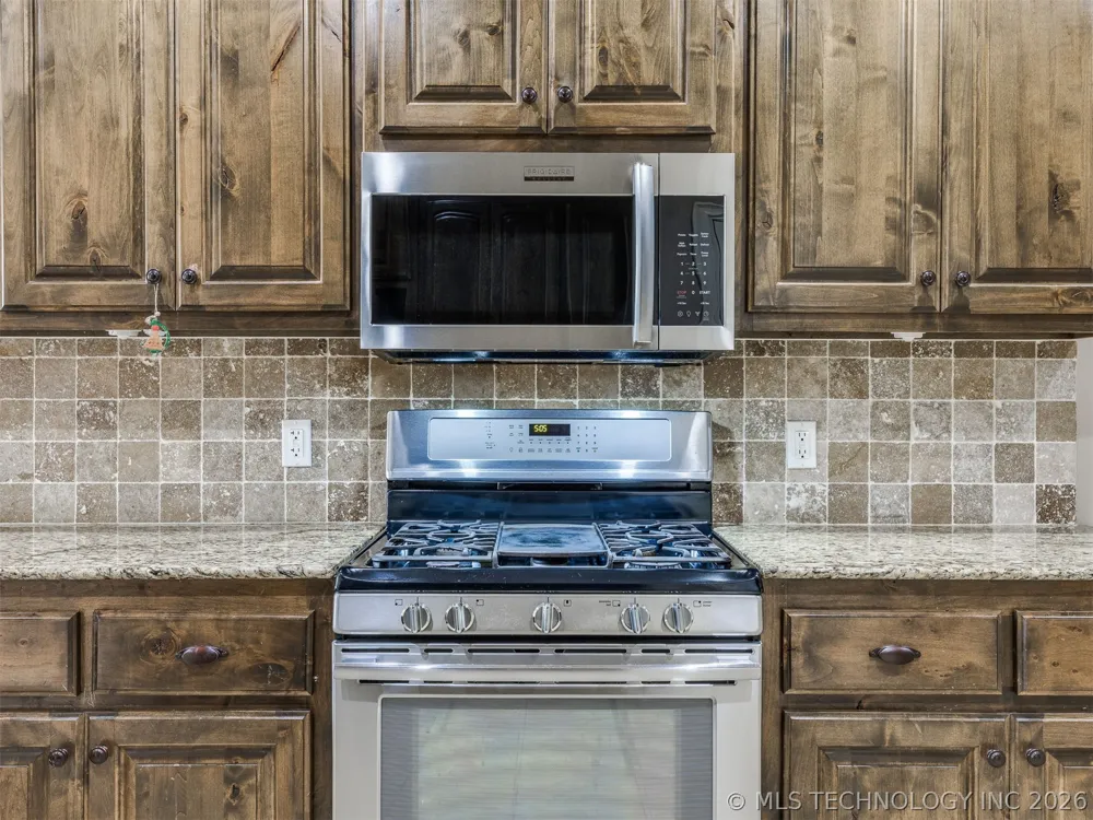 12318 E 69th Street Owasso, OK 74055