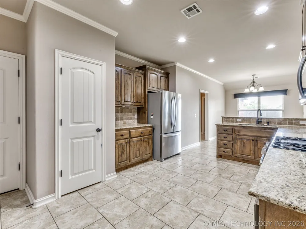 12318 E 69th Street Owasso, OK 74055