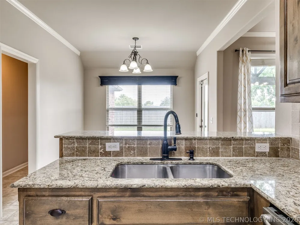 12318 E 69th Street Owasso, OK 74055