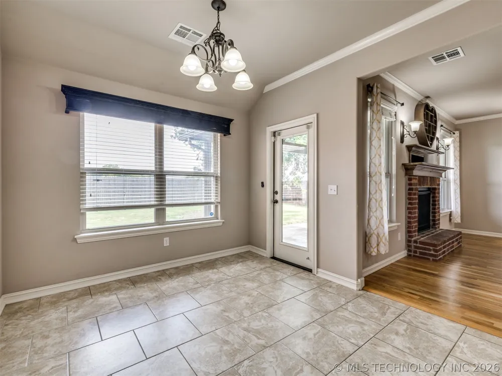 12318 E 69th Street Owasso, OK 74055