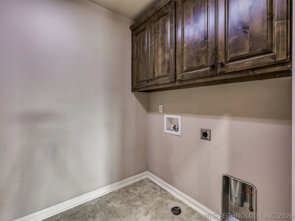 12318 E 69th Street Owasso, OK 74055