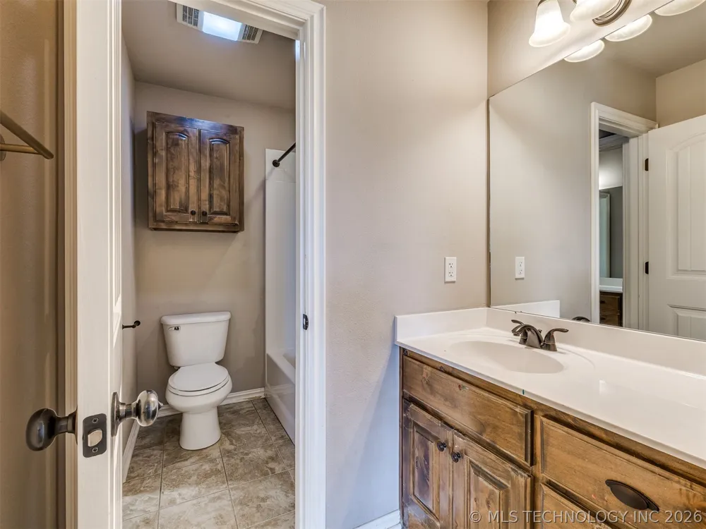 12318 E 69th Street Owasso, OK 74055