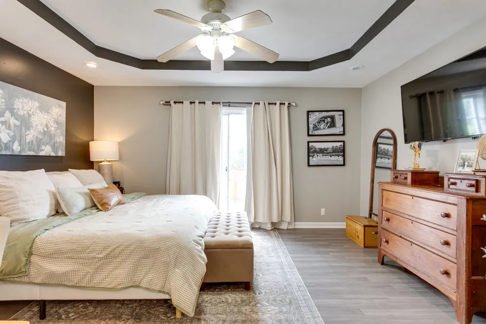 6003 Hill Cir Bon Aqua, TN 37025