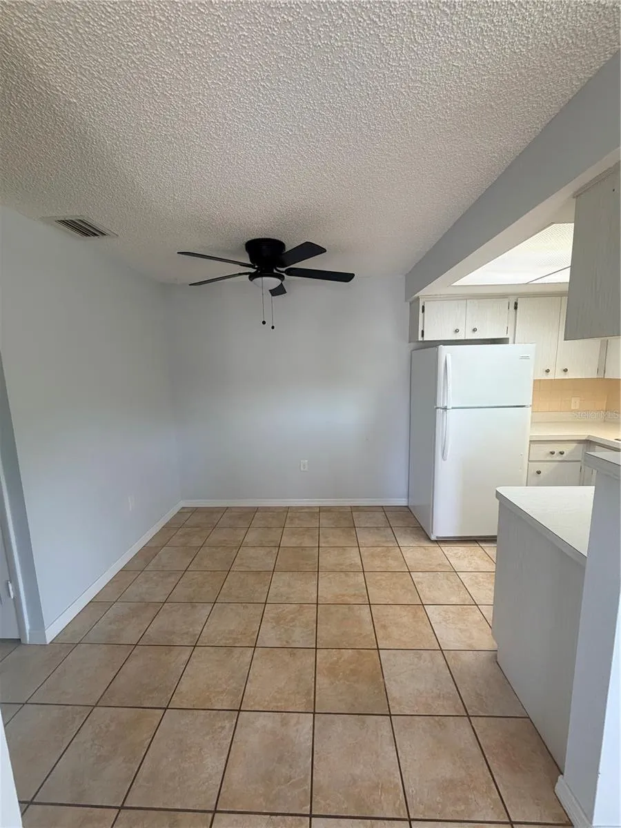 6050 CHESHAM DRIVE #5 New Port Richey, FL 34653