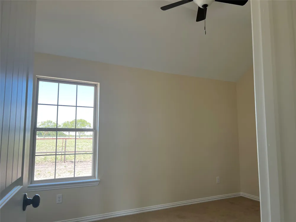 8008 County Road 1058 Rice, TX 75155
