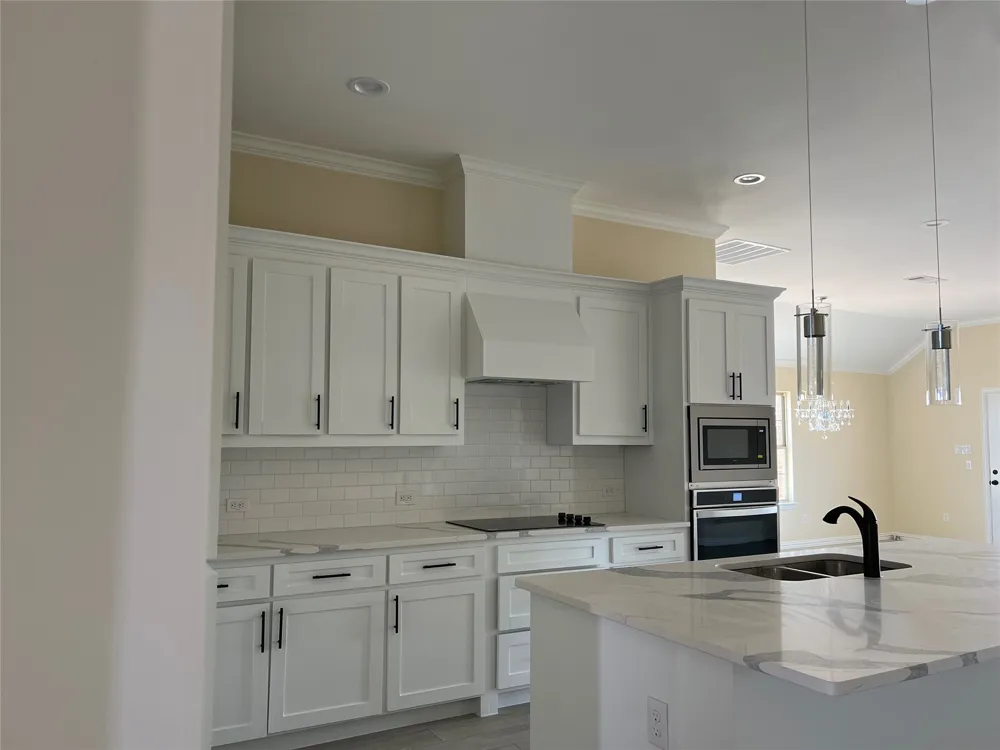 8008 County Road 1058 Rice, TX 75155