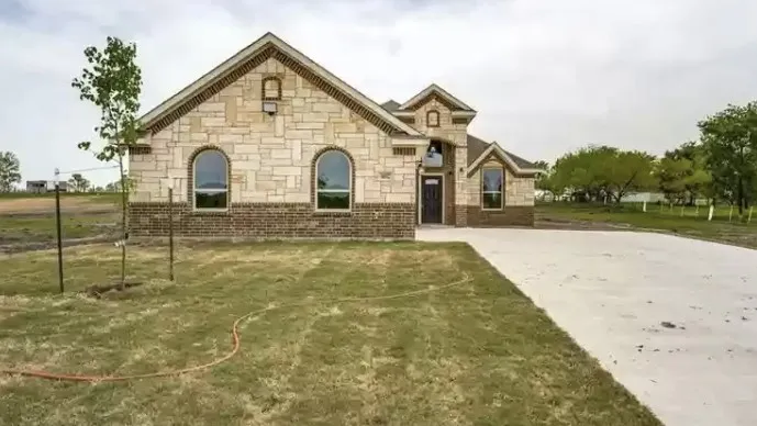 8008 County Road 1058 Rice, TX 75155