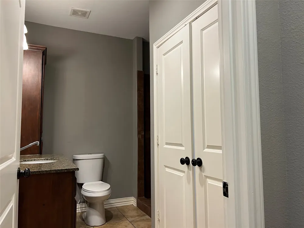 8008 County Road 1058 Rice, TX 75155