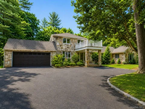 32 Valley Road