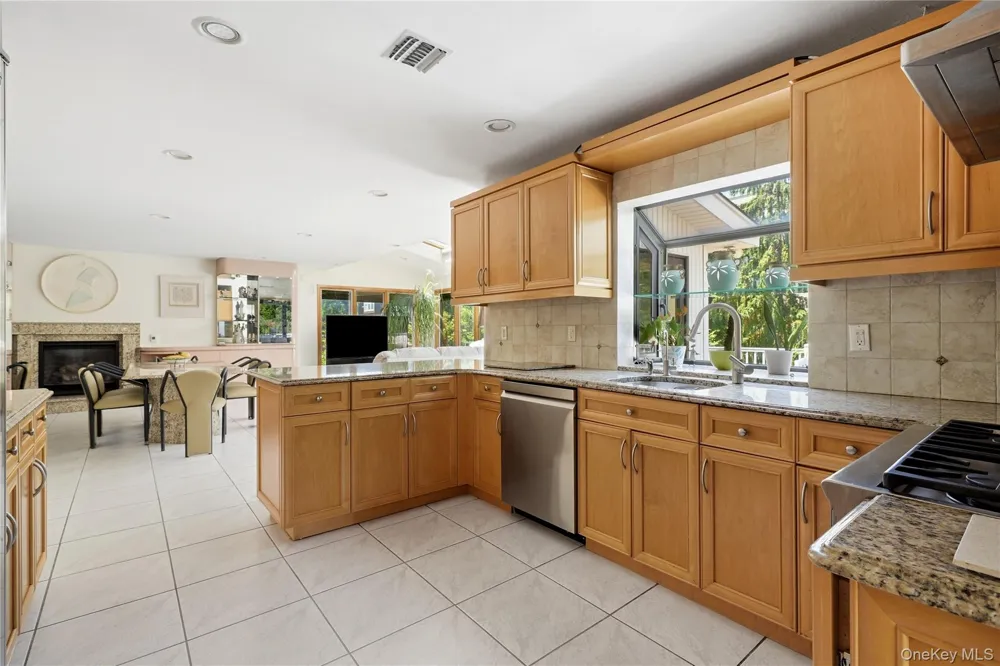 1233 Beech Street #54 Atlantic Beach, NY 11509