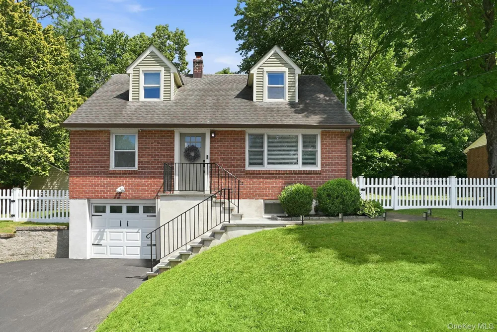 12 Logwynn Lane Cortlandt Manor, NY 10567