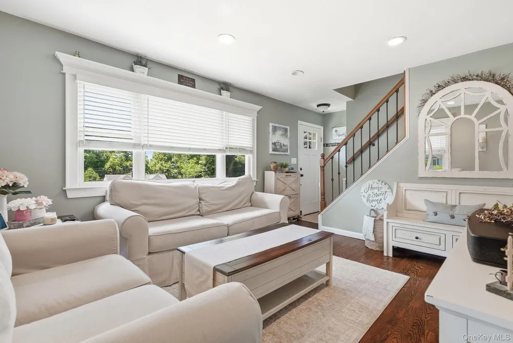 12 Logwynn Lane Cortlandt Manor, NY 10567