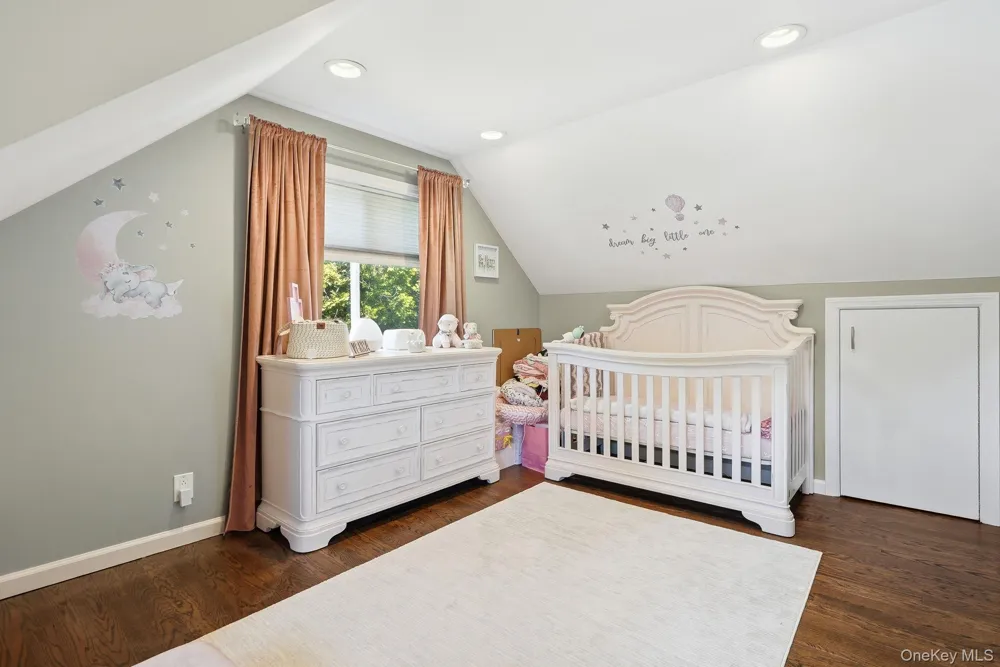 12 Logwynn Lane Cortlandt Manor, NY 10567