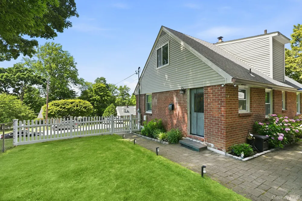 12 Logwynn Lane Cortlandt Manor, NY 10567