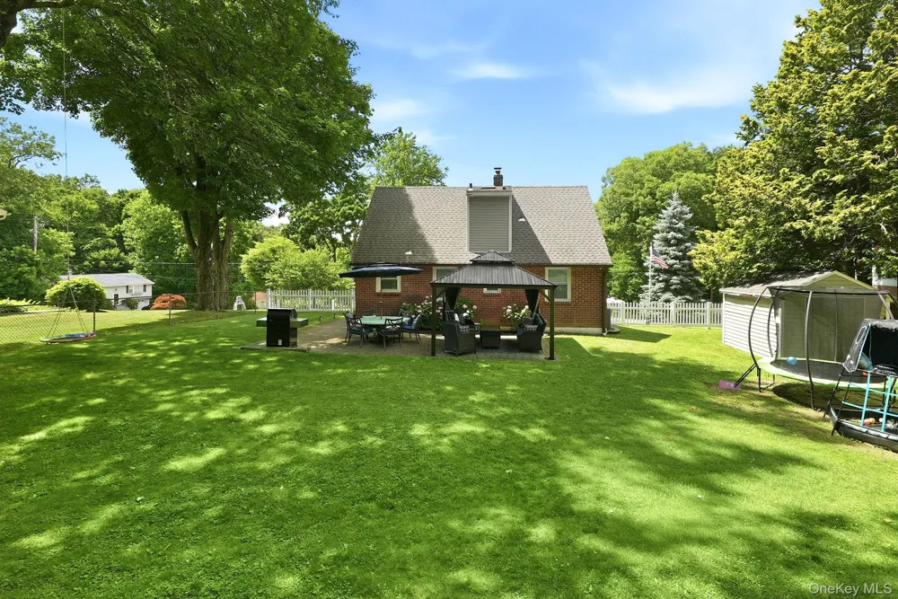 12 Logwynn Lane Cortlandt Manor, NY 10567