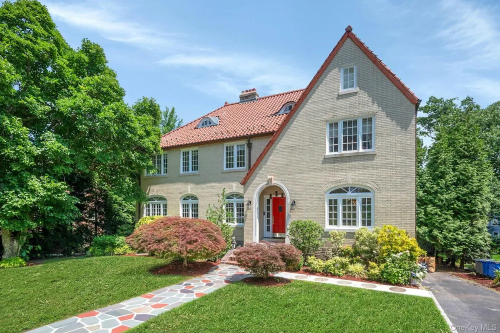 514 Esplanade Pelham, NY 10803
