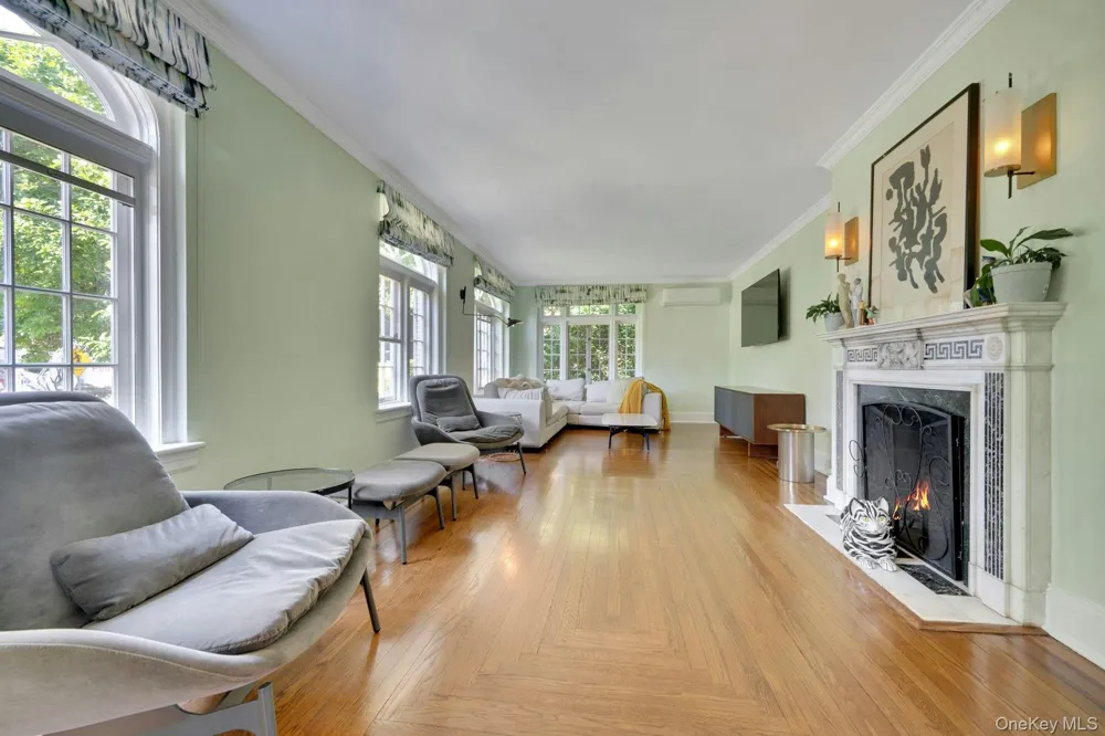 514 Esplanade Pelham, NY 10803