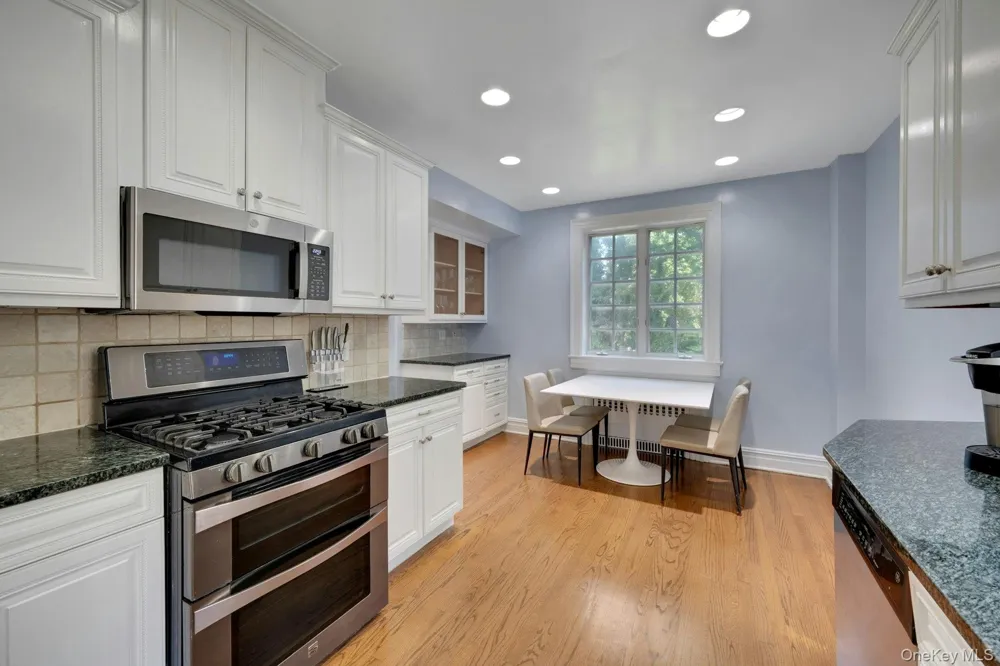 514 Esplanade Pelham, NY 10803
