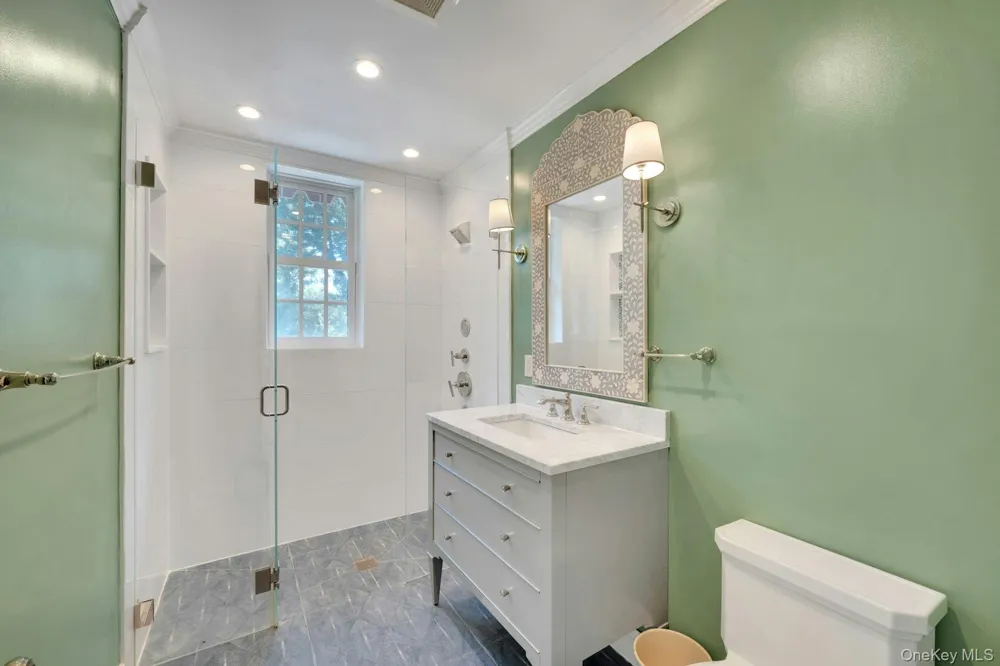514 Esplanade Pelham, NY 10803