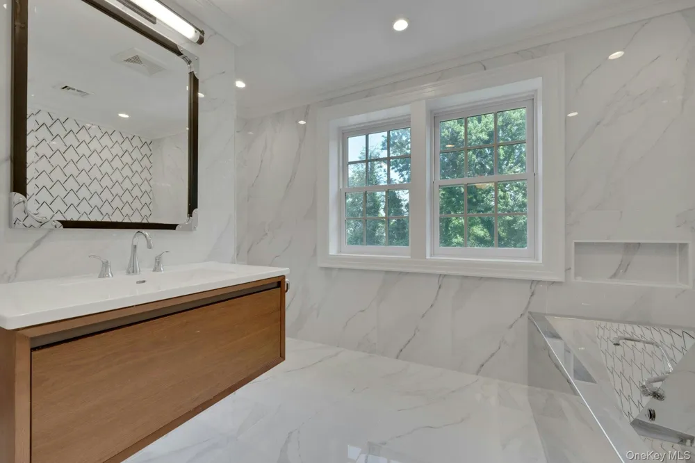 514 Esplanade Pelham, NY 10803