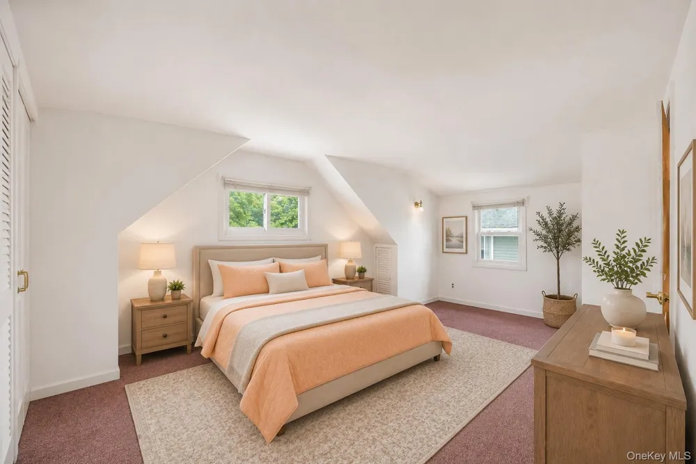2 Briggs Street Hicksville, NY 11801