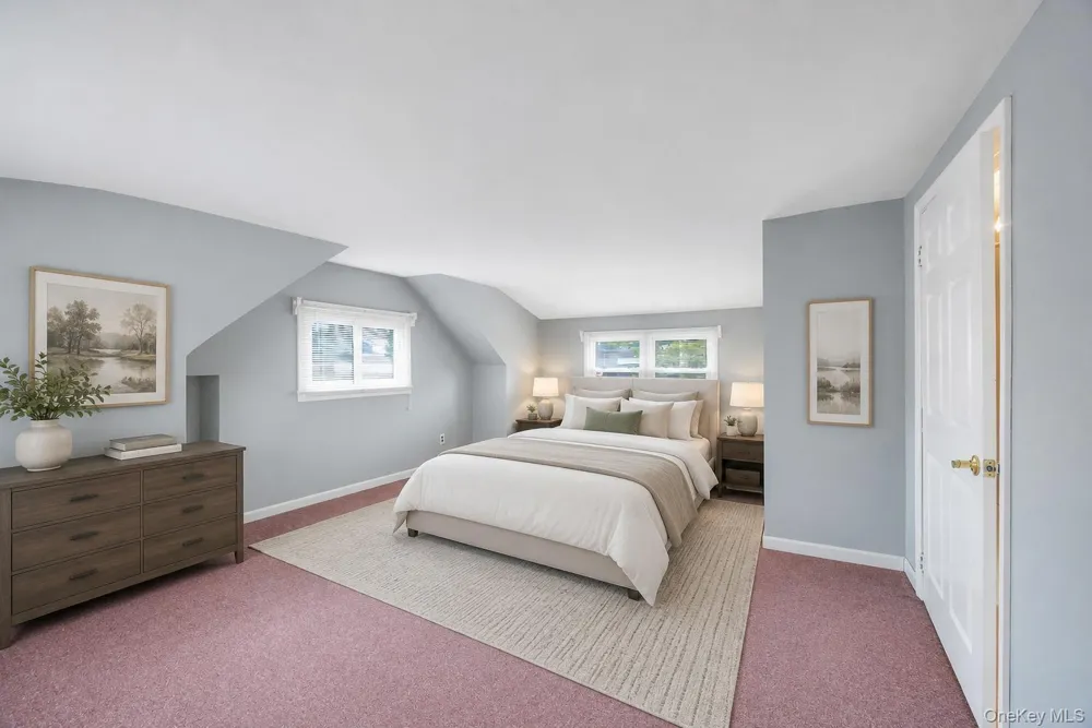 2 Briggs Street Hicksville, NY 11801
