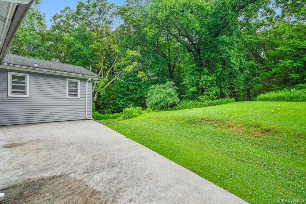 142 Westchester Avenue Buchanan, NY 10511
