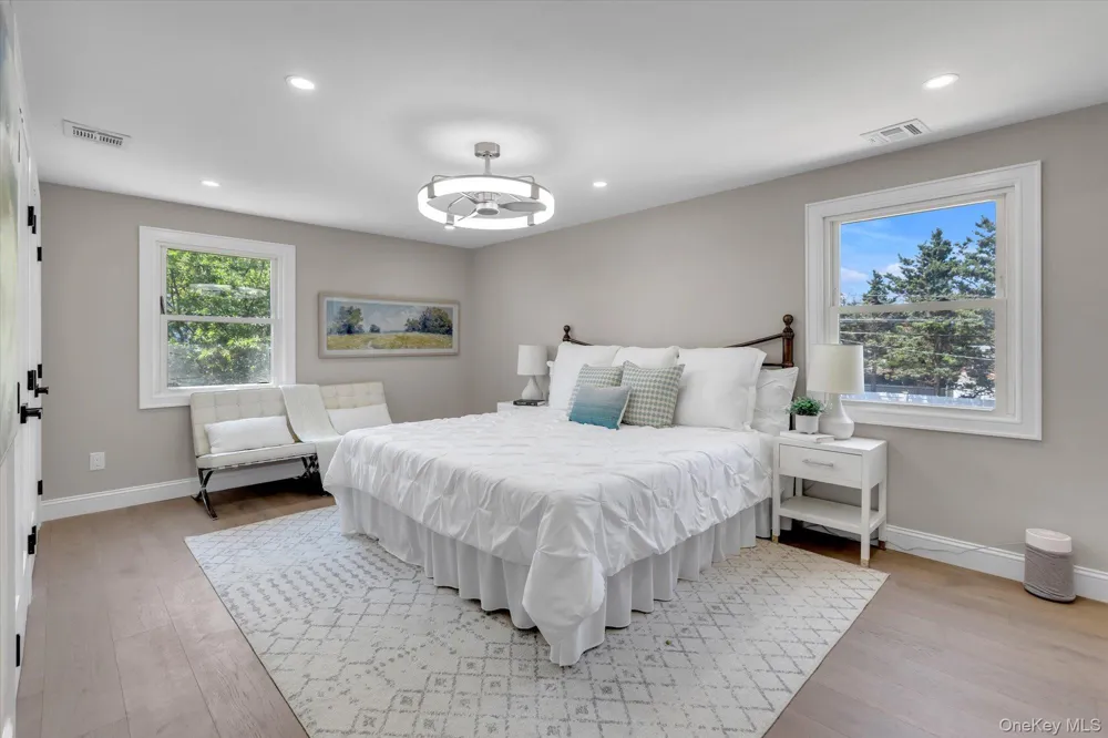 26 Malvern Lane Stony Brook, NY 11790