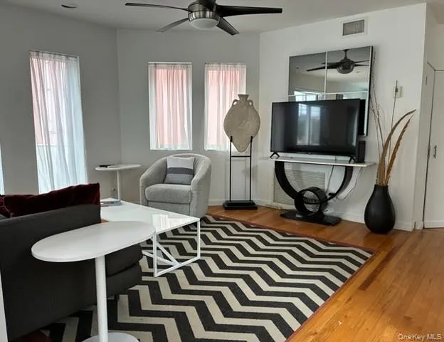 17 New York Avenue #House Long Beach, NY 11561