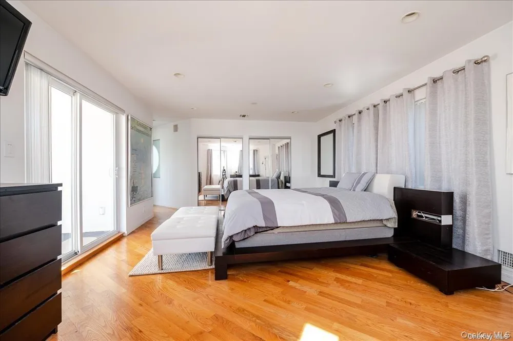 17 New York Avenue #House Long Beach, NY 11561