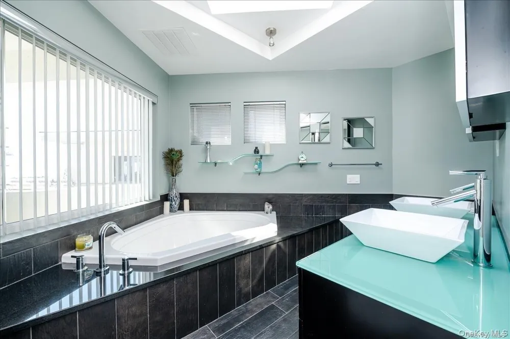 17 New York Avenue #House Long Beach, NY 11561