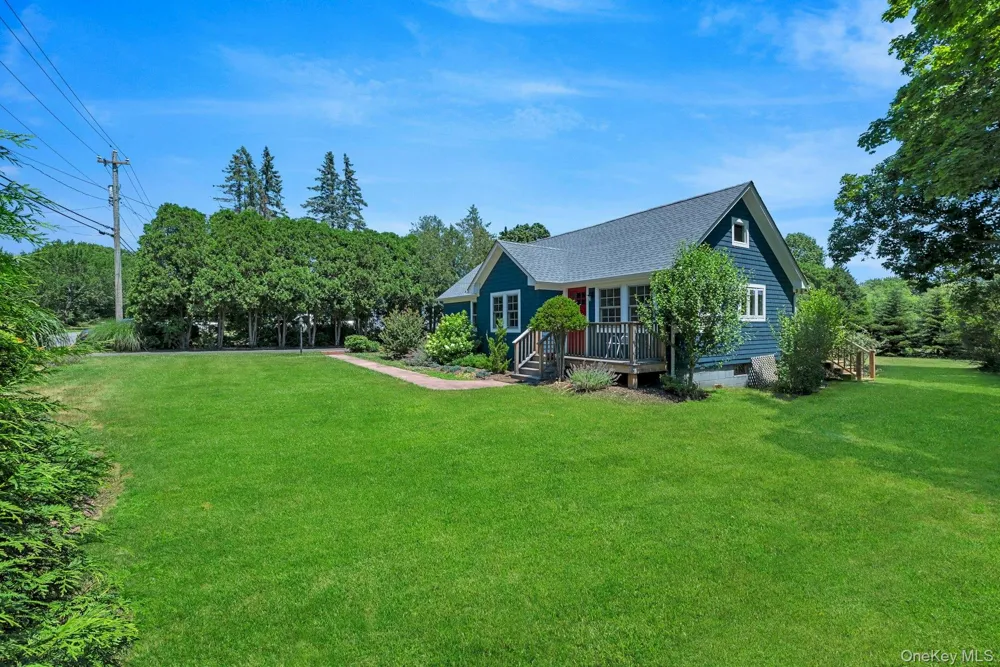 1825 Main Bayview Road Southold, NY 11971