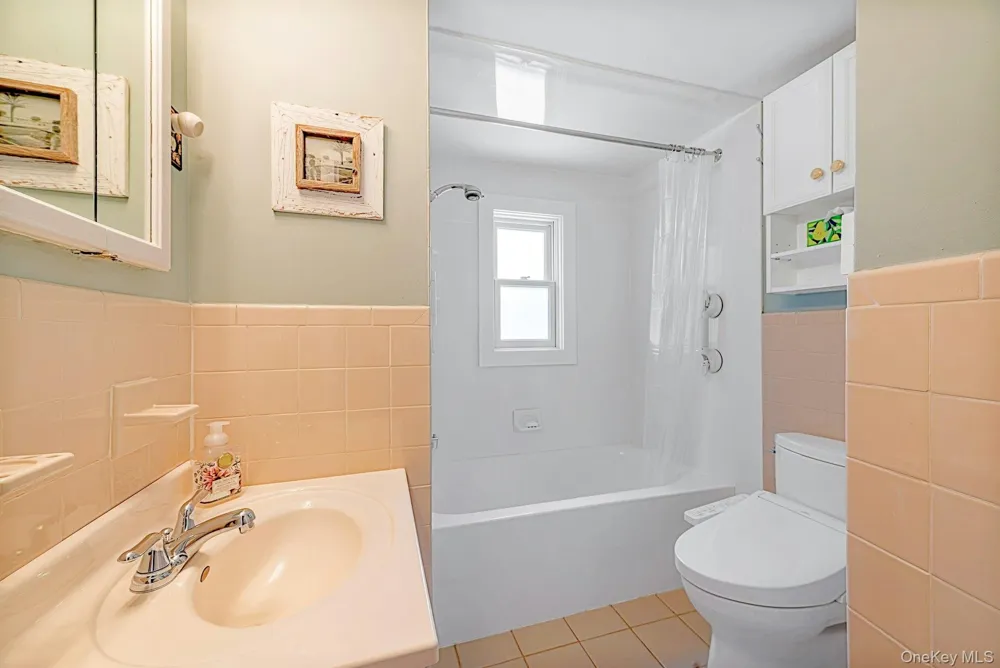 1825 Main Bayview Road Southold, NY 11971