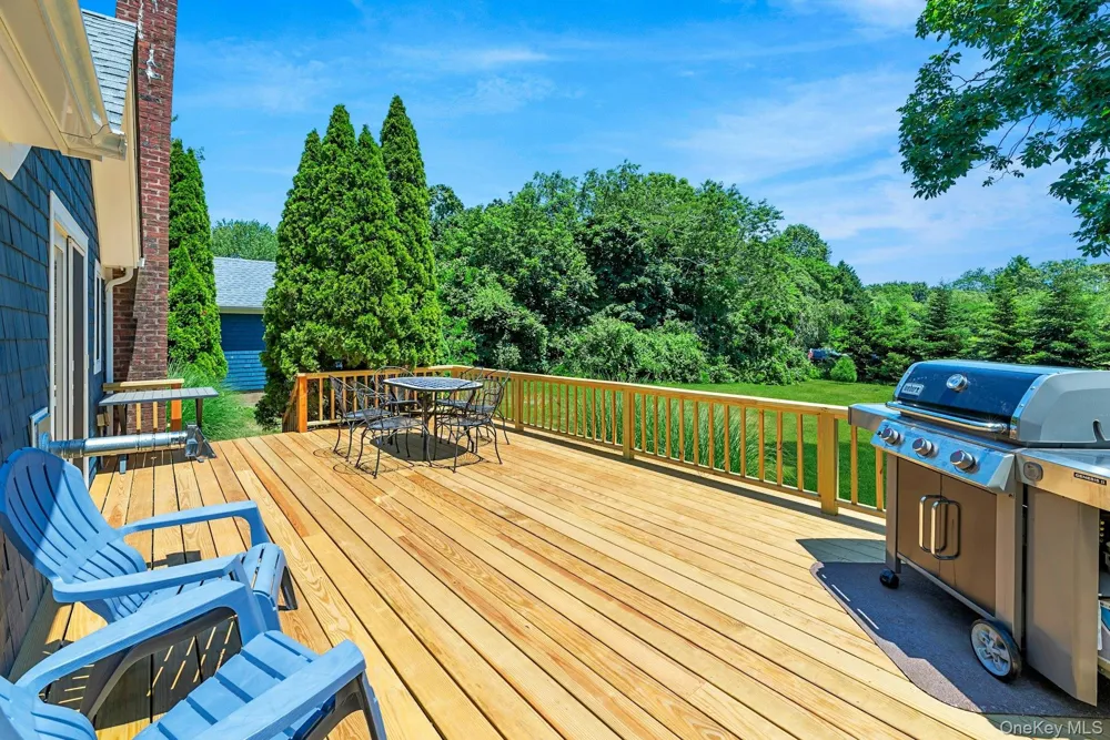1825 Main Bayview Road Southold, NY 11971