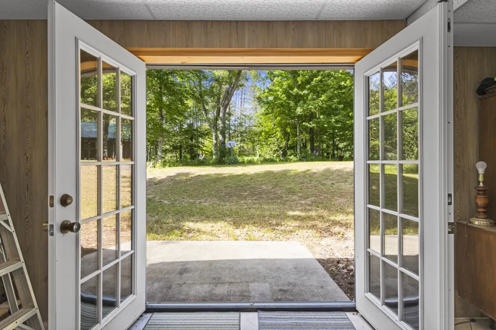 16514 Vondra Road Springdale Township, MI 49683