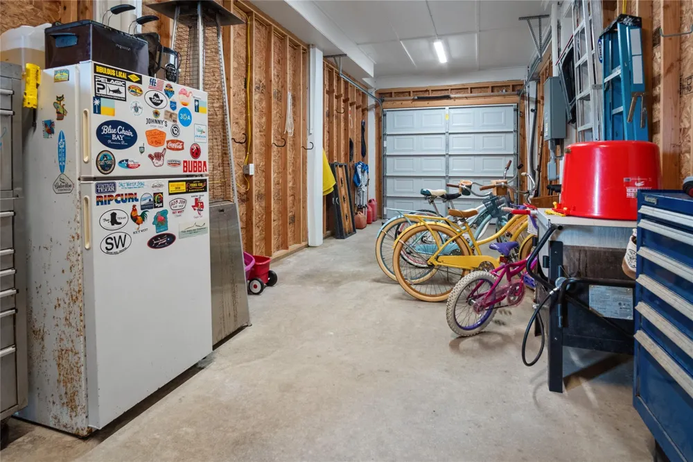 1100 Fountain View Drive Crystal Beach, TX 77650