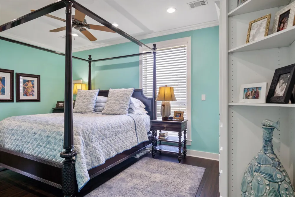 1100 Fountain View Drive Crystal Beach, TX 77650