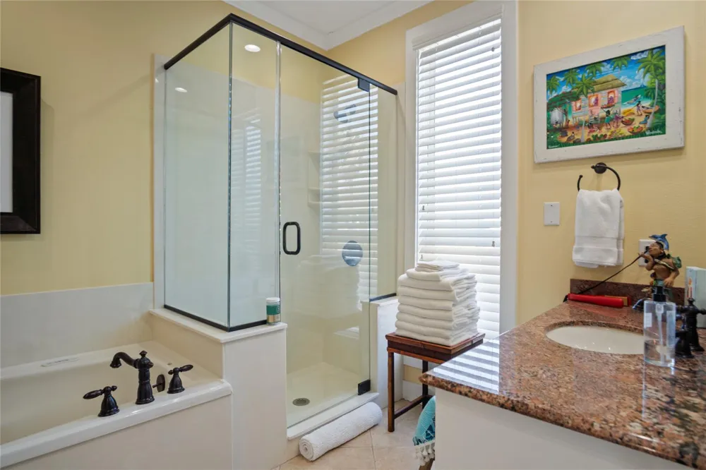 1100 Fountain View Drive Crystal Beach, TX 77650