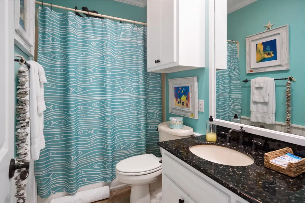 1100 Fountain View Drive Crystal Beach, TX 77650