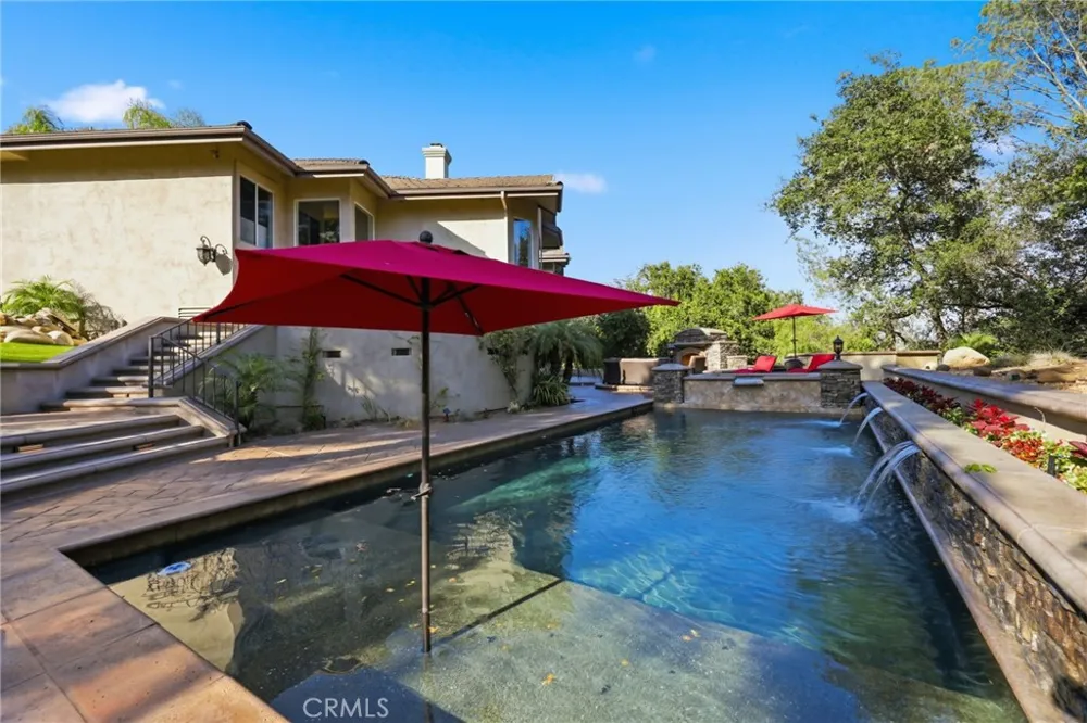 664 Manor Ridge Road Santa Paula, CA 93060