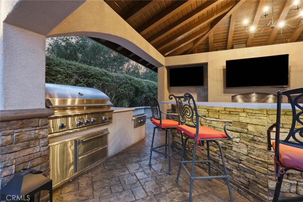 664 Manor Ridge Road Santa Paula, CA 93060