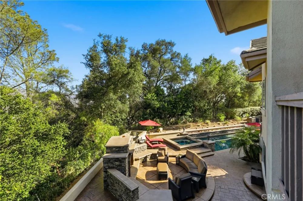 664 Manor Ridge Road Santa Paula, CA 93060