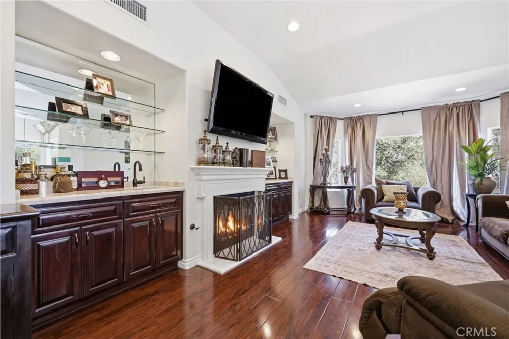 664 Manor Ridge Road Santa Paula, CA 93060