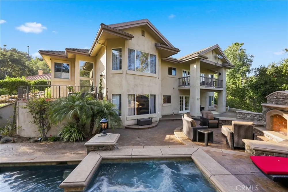 664 Manor Ridge Road Santa Paula, CA 93060