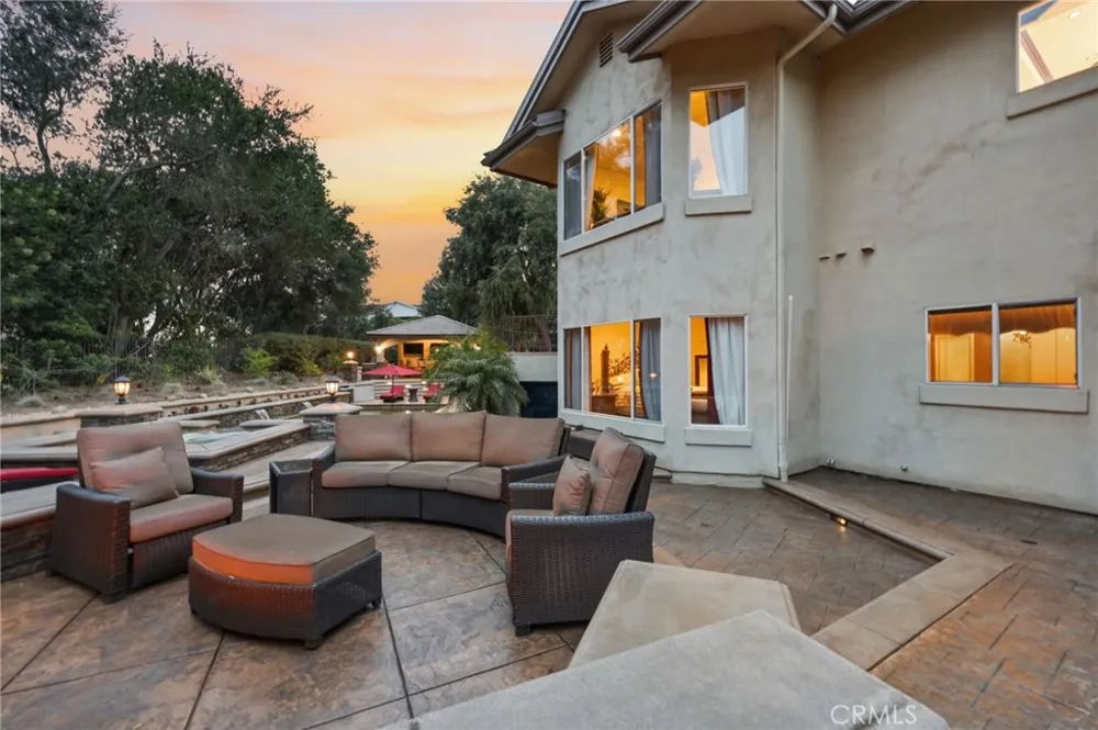 664 Manor Ridge Road Santa Paula, CA 93060