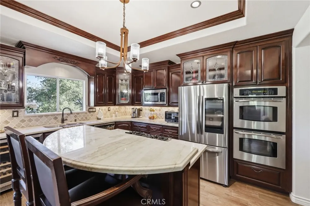 664 Manor Ridge Road Santa Paula, CA 93060