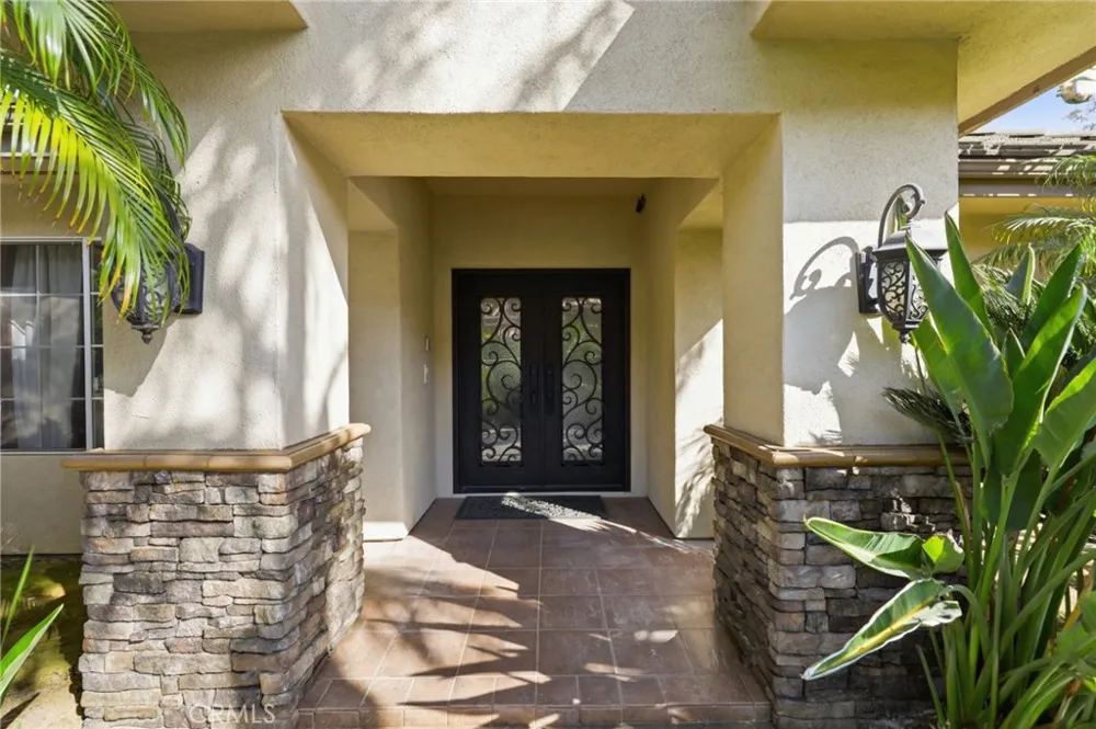 664 Manor Ridge Road Santa Paula, CA 93060